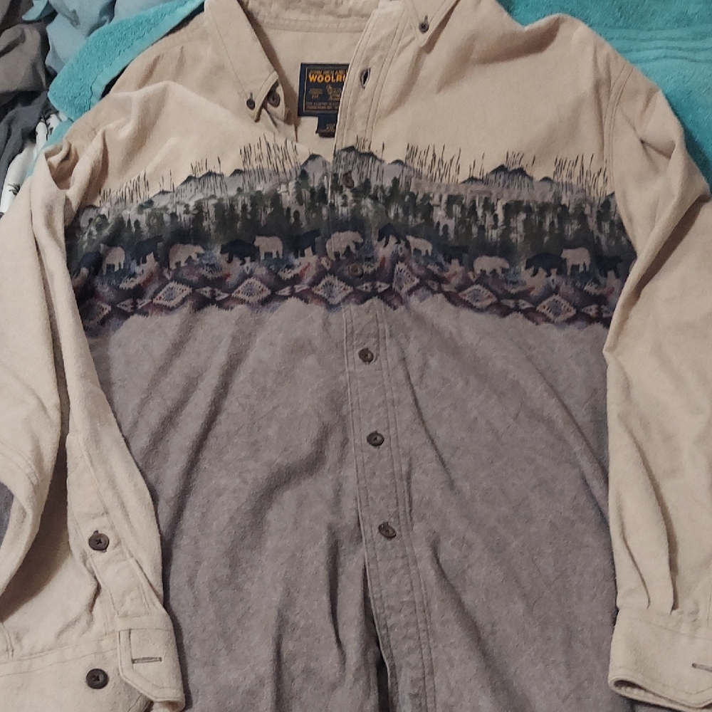 Woolrich Men's Tan and Gray Flannel Shirt Aztec Bears 2xl